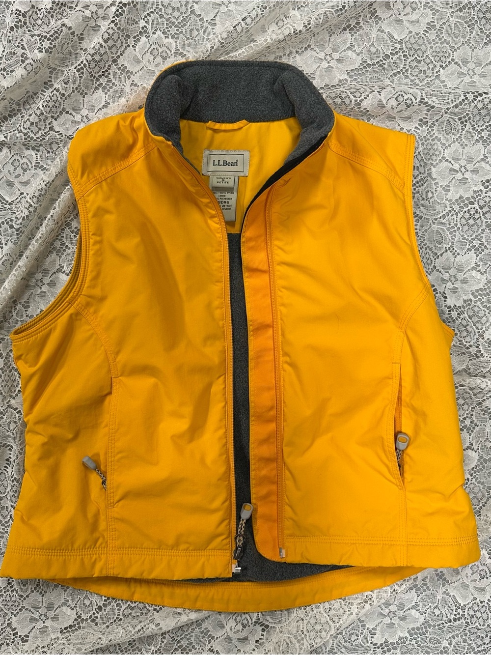 LL Bean Trail Model Vest Womens S Small Petite Yellow Fleece Lined Nylon 0BDR6